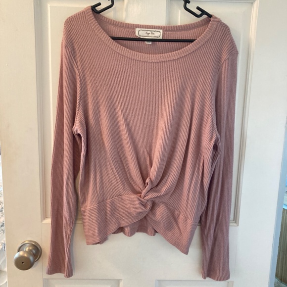 Gathered front blouse - Picture 2 of 4